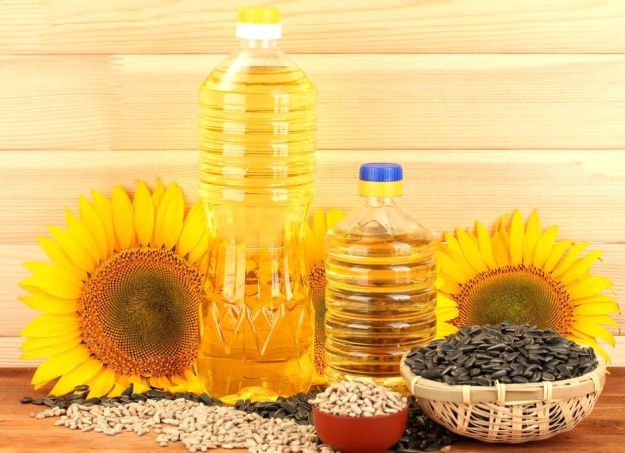 Best Healthiest Cooking Oils - Sunflower OIl| Homemade Recipes http://homemaderecipes.com/course/breakfast-brunch/best-oil-for-frying