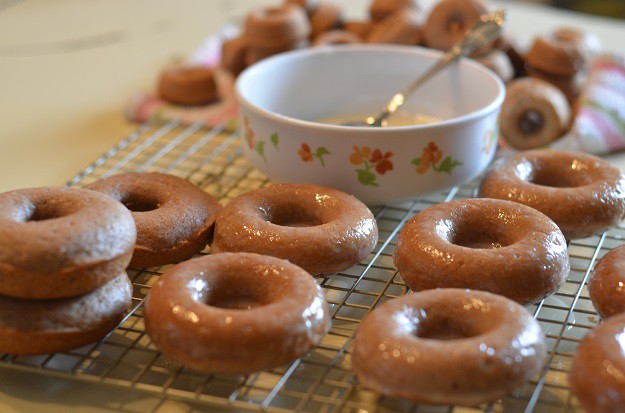 An Easy Donut Recipe To Make Your Life Easier | //homemaderecipes.com/course/desserts/easy-donut-recipe/ ‎