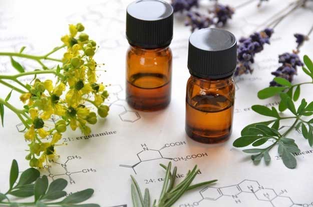 Homemade Essential Oil Recipes for Beginners l Homemade Recipes //homemaderecipes.com/cooking-videos/recipes/guide-to-essential-oils-eo-recipes