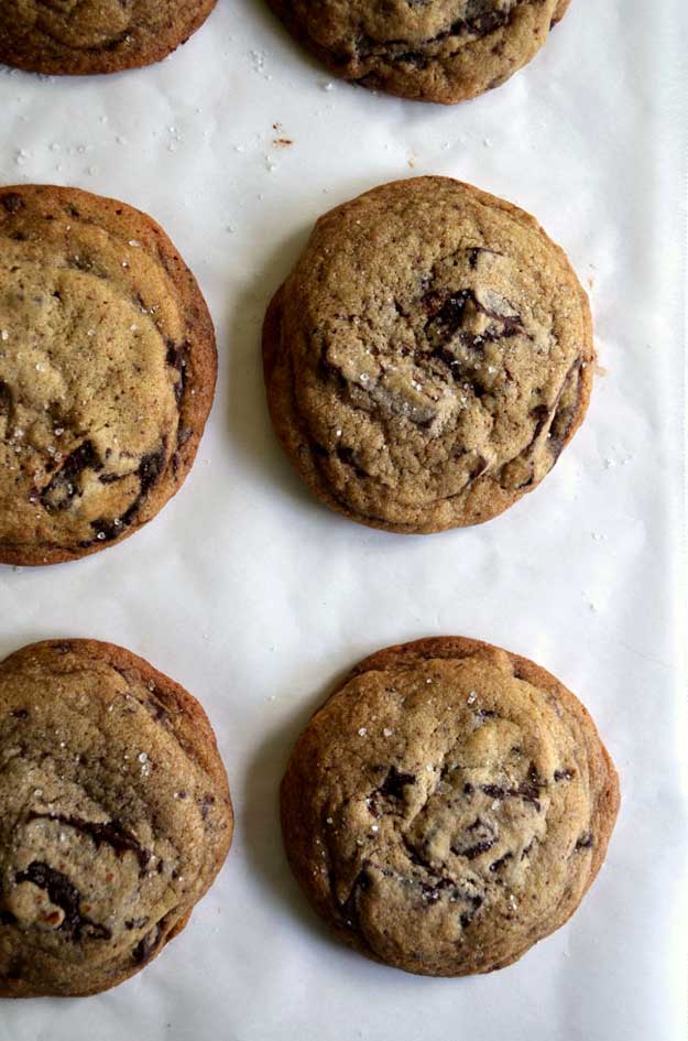 Chocolate Chip Recipes - The Best Chocolate Chip Cookies| Homemade Recipes //homemaderecipes.com/holiday-event/national-chocolate-chip-day