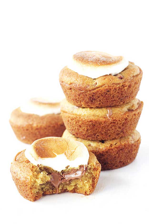 Chocolate Chip Recipes - S'Mores Chocolate Chip Cookie Cups| Homemade Recipes //homemaderecipes.com/holiday-event/national-chocolate-chip-day