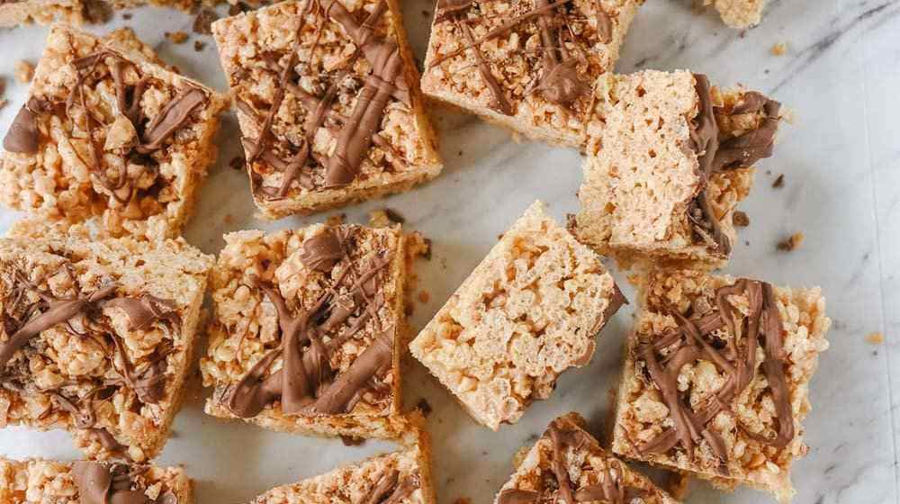 Check out 27 Fun And Yummy Rice Krispie Treats at https://homemaderecipes.com/rice-krispie-treats/