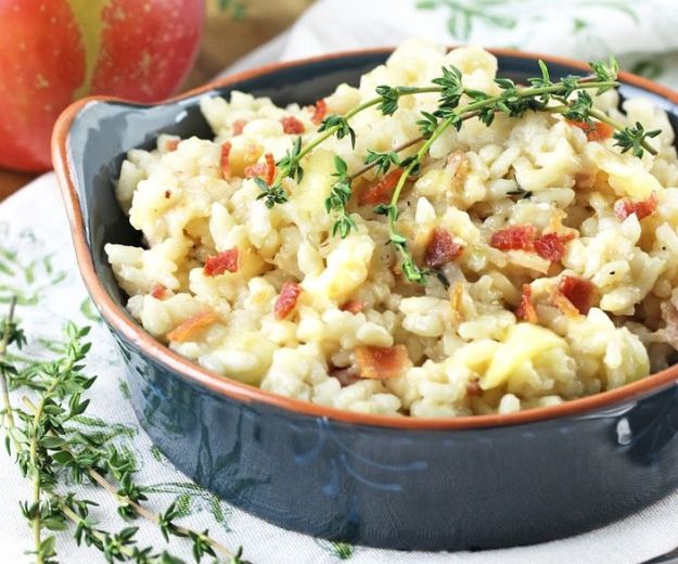Apple, Bacon and Thyme Risotto | //homemaderecipes.com/course/pastas-bread/14-risotto-recipes/