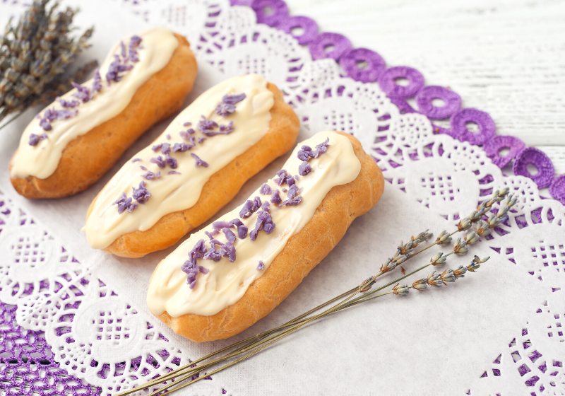 eclairs lavender custard cream on wooden | unique desserts for christmas