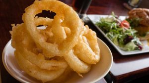onion rings food fried onion fast-how to make onion rings-pb-feature