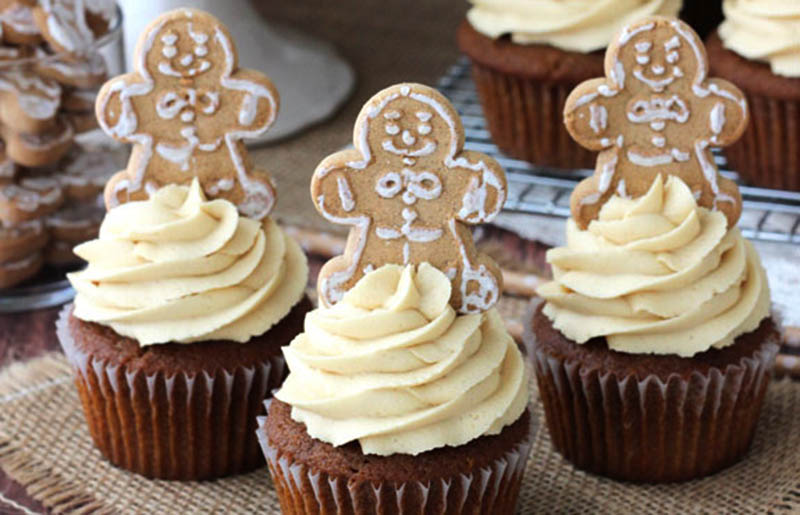 gingerbread cupcakes caramel molasses cupcakes | christmas cupcake ideas
