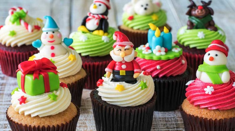 christmas cupcake on old wooden | Christmas Cupcake Ideas To Make The Holidays Merrier | Featured