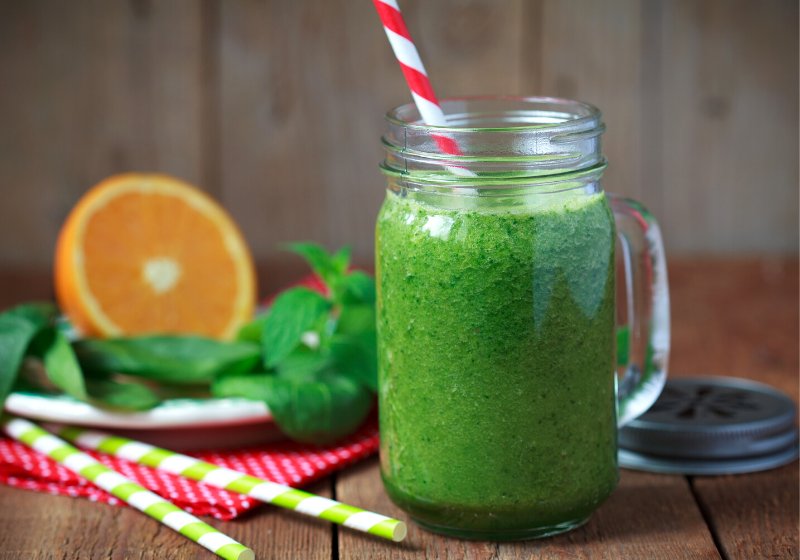 healthy green smoothie made spinach kiwi | vegetable juice recipe