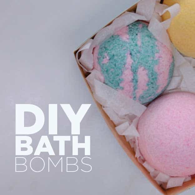 DIY Bath bombs | Easy DIY Bath Bombs Recipe *NOW with Tips & Tricks*
