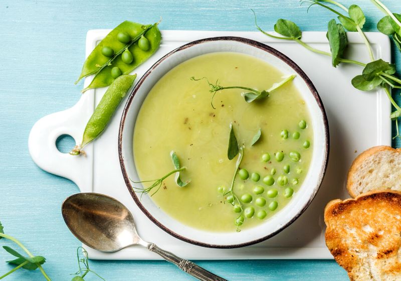 light summer green pea cream soup | easter dinner ideas