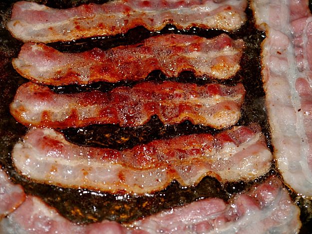 How To Cook Bacon In The Oven | Bacon Cooking 101: Bacon Cooking Tips For That Perfect Crisp