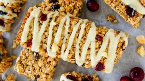 Feature | Homemade Granola Bar Recipes To Keep You On The Go