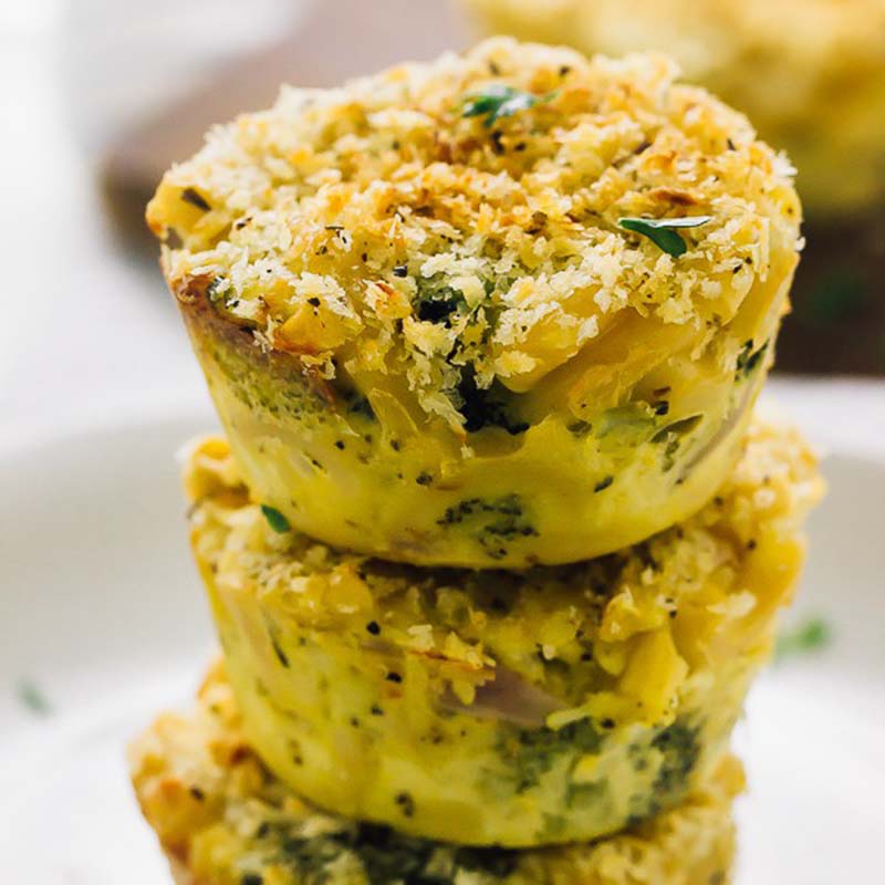 skinny broccoli mac and cheese cups | new year's eve dinner ideas