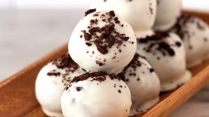 White Chocolate Covered Chocolate Sandwich Cookie Truffles | Easy No-Bake Oreo Balls To Make With Your Kids | how to make oreo balls | Featured