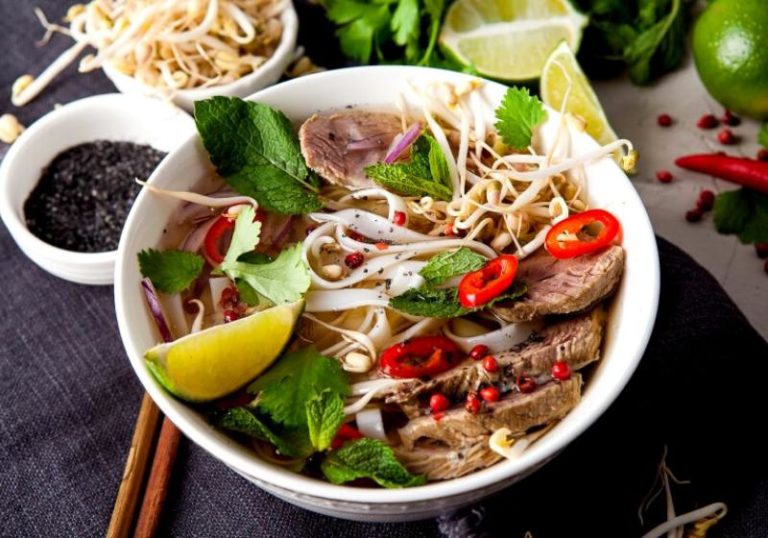 pho-bo-vietnamese-fresh-rice-noodle-best instant ramen-ss