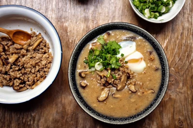 thai-style-breakfast-dinner-rice-soup | Vegan mushroom soup recipe