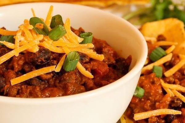 Chili close up : Bow of beef chili, selective focus | one pot meals