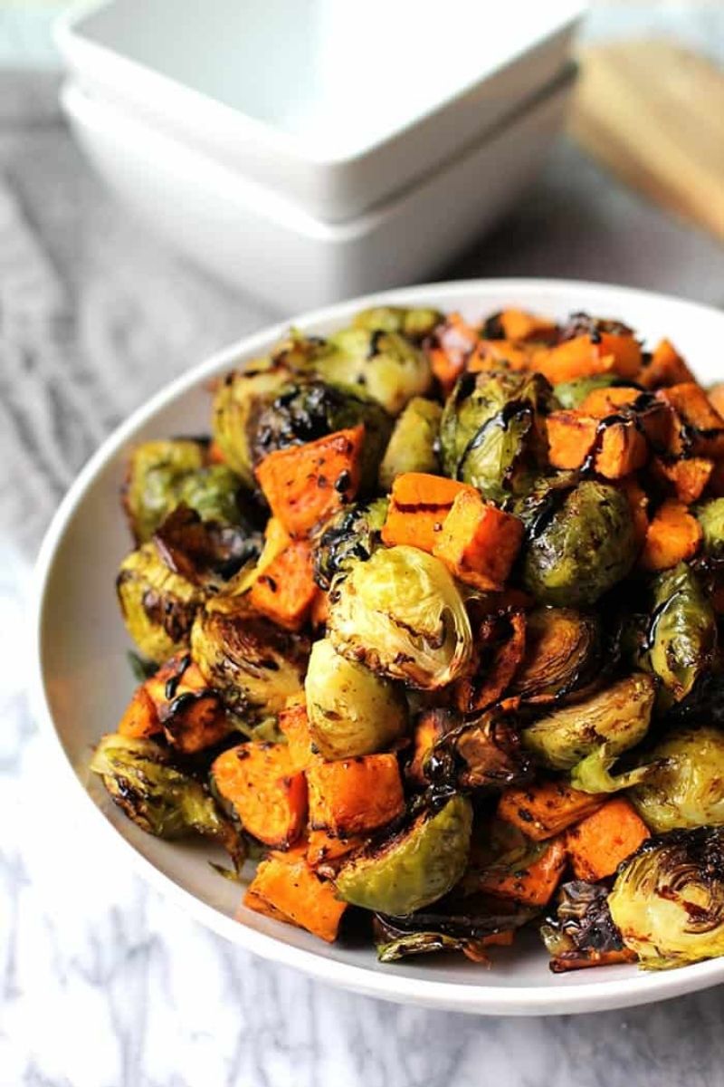Balsamic Glazed Brussels Sprouts and Sweet Potatoes | healthy fall recipes