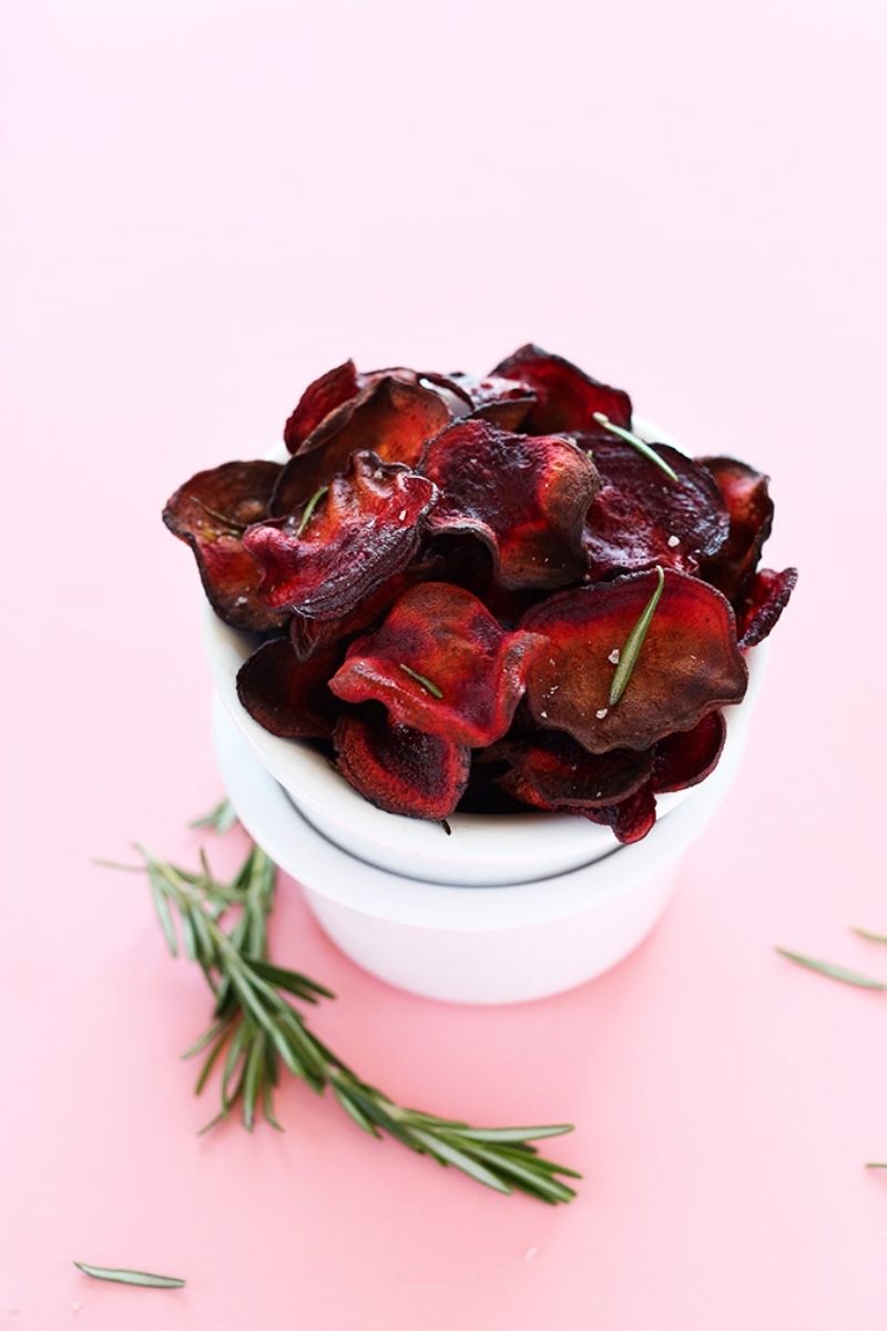 Rosemary Beet Chips | fall appetizers