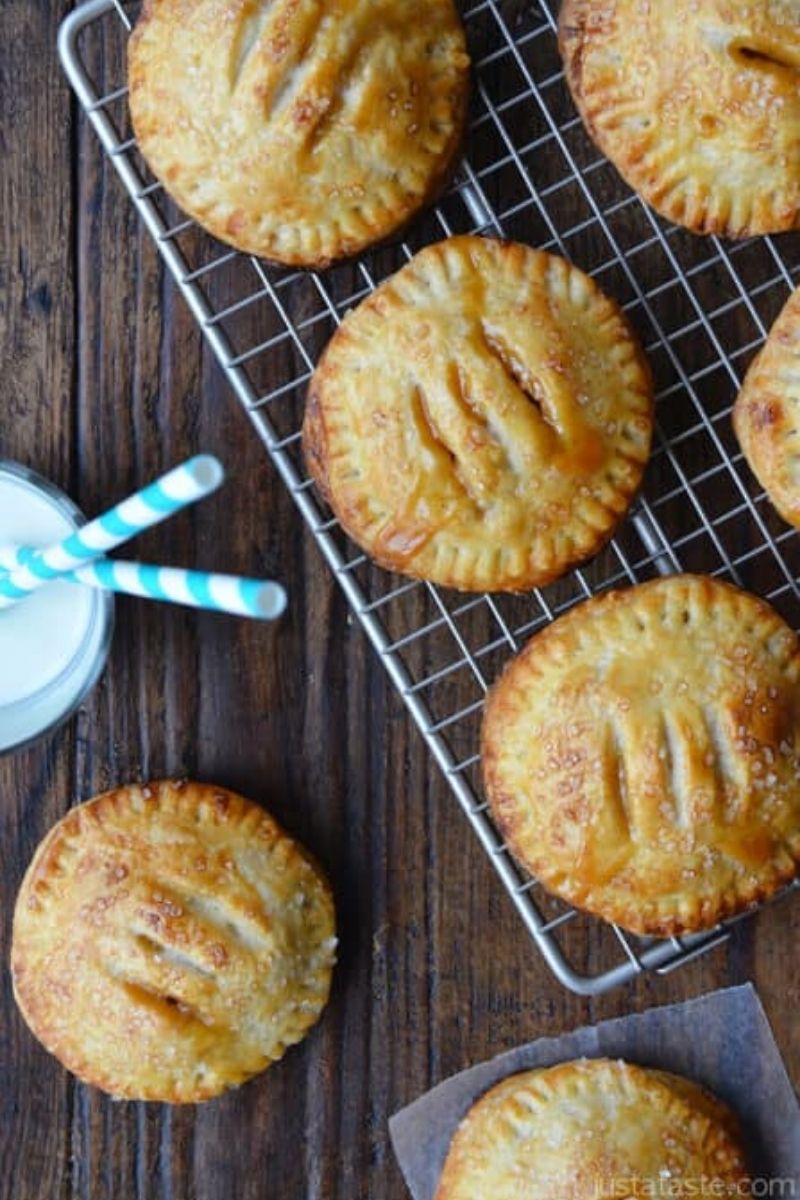 Salted Caramel Apple Hand Pies | easy fall dessert recipes