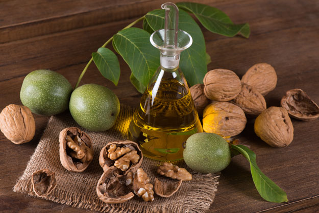 Best Healthiest Cooking Oils - Walnut Oil | Homemade Recipes https://homemaderecipes.com/course/breakfast-brunch/best-oil-for-frying