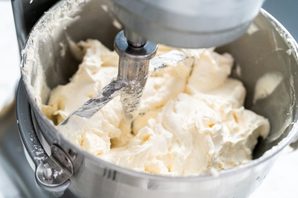 Making buttercream frosting for decorating a vanilla cake | Simple Vanilla Naked Cake Recipe With Buttercream Frosting | naked wedding cake