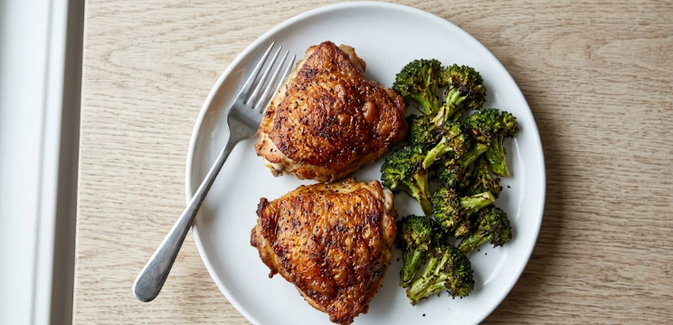 Crispy Air Fryer Chicken Thighs: The Timing Guide, 4 Skin Fixes, and 3 Marinades That Work